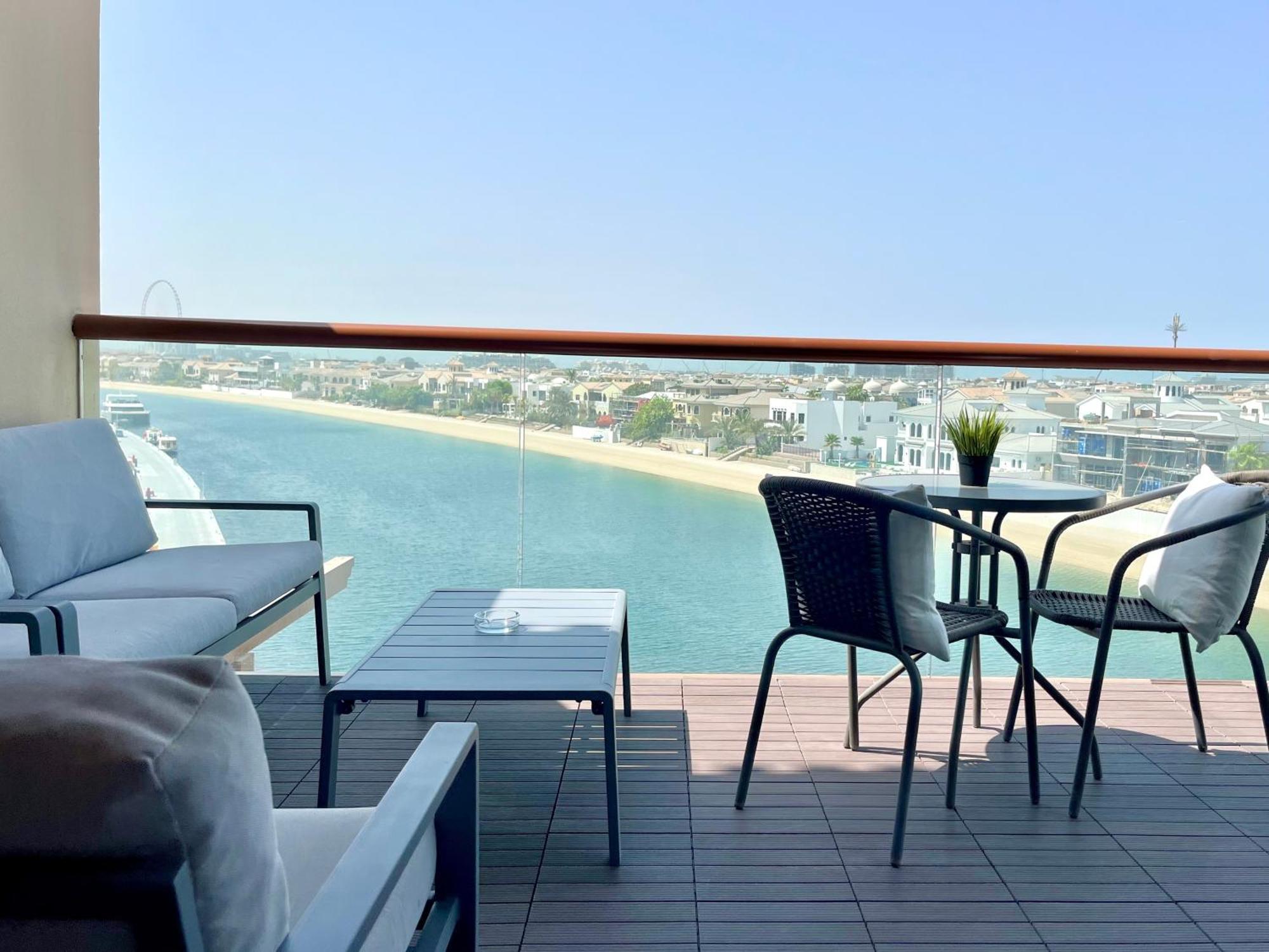 Palm Jumeirah Upgraded & Cozy Boutique Apartment Dubai Luaran gambar