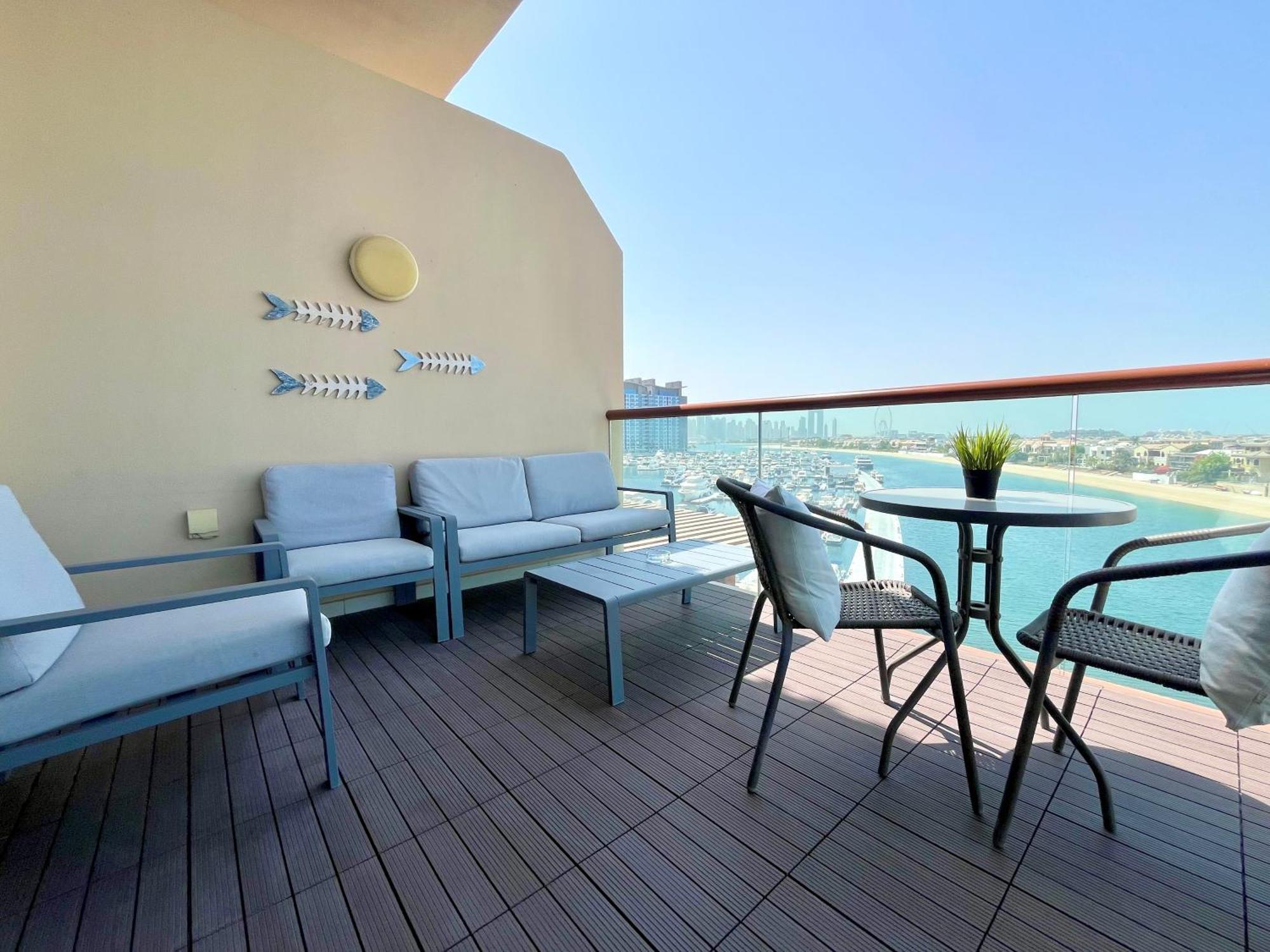 Palm Jumeirah Upgraded & Cozy Boutique Apartment Dubai Luaran gambar